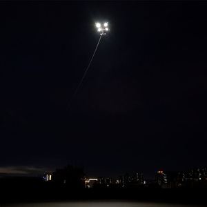 Drone aérien professionnel JSI Prosumer avec caméra et télécommande, portée de 15 km, pour une éclairage experte - Product Image 3