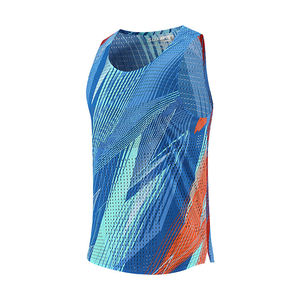 Débardeur de sport respirant en maille pour homme, idéal pour la course en extérieur et le marathon - Product Image 3