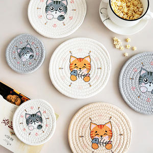 Ensemble de dessous-de-verre imprimés chat mignon, tapis isolant thermique rond en corde de coton tissée, design de dessin animé de 18cm pour la maison et la cuisine - Product Image 1