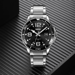 Montre chronographe ronde pour homme, montre-bracelet de luxe en acier inoxydable, montre à quartz étanche 30M - Product Image 1
