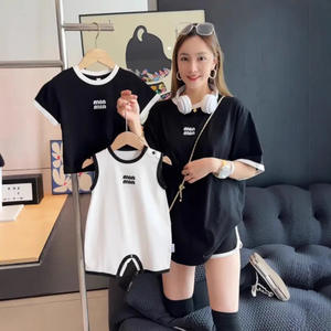 T-shirt Casual in Cotone 100% Lavorato a Maglia con Motivo a Lettere, Eco-friendly, Vestibilità Ampia, Manica Corta per Coppie, Uomini, Donne, Famiglia, 240 Grammi - Product Image 4