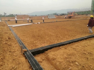 Chất lượng cao HDPE rãnh hệ thống kênh thoát nước với nhự<span class=keywords><strong>a</strong></span> thoát nước bì<span class=keywords><strong>a</strong></span> ngoài trời - Product Image 4