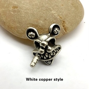 Colgante de calavera de rata fumadora con cuentas de latón, llavero de ratones de dibujos animados góticos, accesorio duradero para pulsera DIY, producto de fidget spinners - Product Image 4