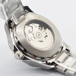 Montre mécanique automatique pour homme de 41 mm avec verre saphir lumineux, étanche, bracelet de 20 mm, logo personnalisé OEM, fabriquée en Chine - Product Image 4