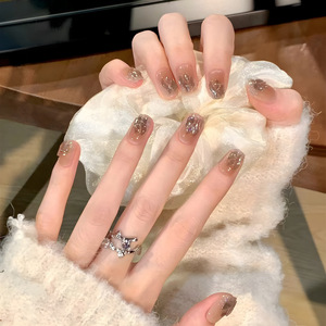 Vente en gros de 30 pièces d'ongles artificiels réutilisables de haute qualité, ongles portables et œuvres d'art d'ongles 3D - Product Image 4