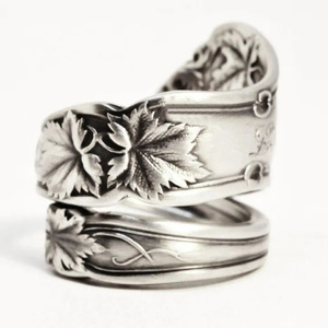 Bague ouverte vintage en forme de feuille d'érable pour femme, style vieilli texturé, accessoire de bijouterie simple pour tenue quotidienne - Product Image 4