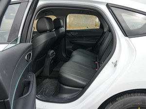 BYD Seal 05 DM-i Modello 2026 Edizione Lusso 128KM Auto Nuova - Product Image 5