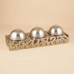Ensemble de 3 coupelles à dattes en métal minimalistes avec plateau, finition mate, pour servir des dattes, des fruits secs et des desserts lors de l'Aïd, du Ramadan et des Majlis, en gros - Product Image 6