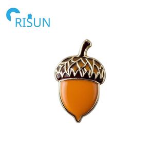 Fabricación personalizada otoño cono broche lindo dibujos animados Bellota Pino solapa pines insignia - Product Image 3