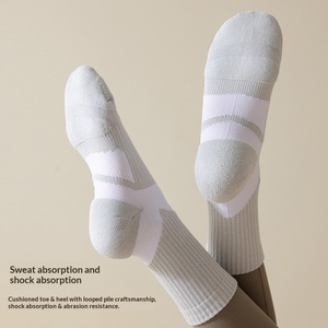 Chaussettes de sport professionnelles tricotées pour femmes, avec semelle éponge, pour le printemps et l'été, idéales pour le tennis, la course, le fitness, le basketball et le <span class=keywords><strong>badminton</strong></span> - Product Image 3