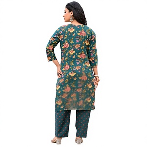 ชุดส่าหรีสีเขียวอมฟ้าลายพิมพ์ดอกไม้สไตล์ชาติพันธุ์ ผ้าฝ้ายทรงปกติ ความยาวครึ่งน่อง คอวี แขนสามส่วน เหมาะสำหรับงานปาร์ตี้ฤดูร้อน - Product Image 1