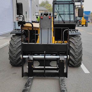 Chariot élévateur télescopique <span class=keywords><strong>Manitou</strong></span> 17m 11 tonnes Diesel Mât simple étage 17m 11 tonnes Chariot élévateur télescopique diesel avec mât simple étage - Product Image 1