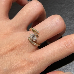 แหวนเพชร Aazuo Lab Grown Diamonds 1.0 กะรัต ทรงช่องฝัง 18K ทองคำแท้สีเหลือง ดีไซน์หรูหรา รูปทรงไม่สมมาตร สำหรับผู้หญิง เหมาะสำหรับงานแต่งงาน งานปาร์ตี้ เครื่องประดับแฟชั่น - Product Image 5