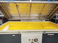 Machine de laminage sous vide automatique 1325 pour film PVC brillant et placage bois, presse à membrane à aspiration et éjection automatiques