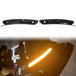 トレーサー フロント LED ウインドシールド ベント/トリム ライト フェアリング ベント トリム ブラック 2 レンズ ソフテイル ローライダー ST FXLRST 2022-2025用 - Product Image 4