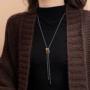 Collar estilo occidental de moda con cadena dorada, joyería vaquera para mujer y hombre, collar bolo con piedra natural de ojo de tigre ovalado - Product Image 3