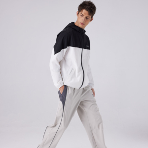 Minimalist Domain-Veste à capuche rayée noire et blanche - Product Image 1