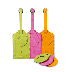 بطاقة أمتعة ترويجية للسفر مع حامل لجهاز تتبع آير تاج، مصنوعة من الجلد الصناعي الفاخر مع إمكانية تخصيص الاسم والهوية - Product Image 3