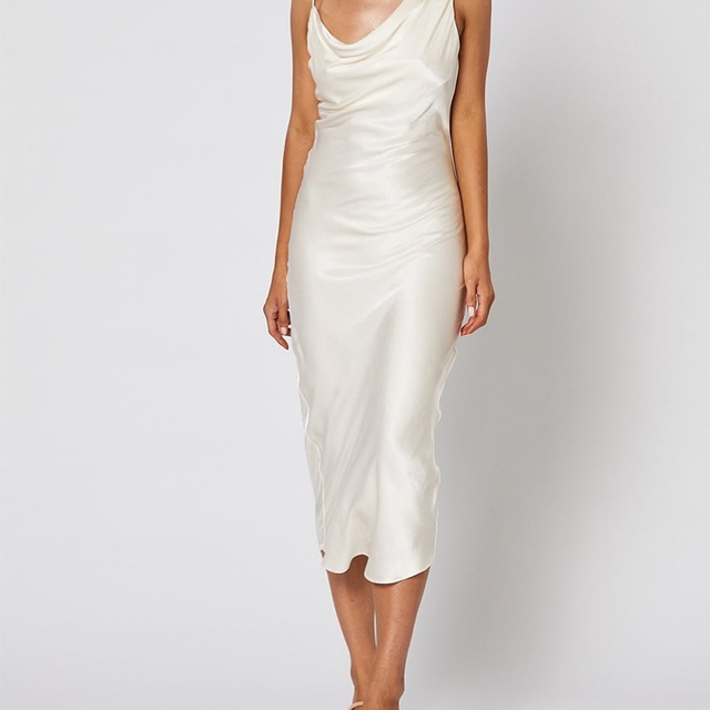 High Quality Eco-Friendly Woven OEM Women's Casual Fashion Backless Spaghetti Strap Sexy Satin Midi Dress