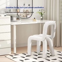 Chaise de salle à manger moderne en métal, tabouret créatif avec dossier pour café, studio, salon de manucure (vente en gros)