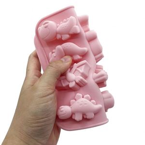 Moule à gâteau en silicone rose en forme de dinosaure 3D, non toxique, pour la fabrication de chocolat, de glaces et de biscuits - Product Image 1