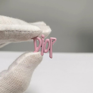 Cuentas Planas de Aleación de Estaño de Diseño DR, Plateadas/Doradas, Coloridas, de 21*17 mm, para Decoración de Fundas de Teléfono, Ropa, Bolsos y Joyería - Product Image 5