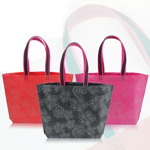 Großhandel NIEDRIGEN MOQ Günstige Preis Werbe Angepasst Farben Eco Tote Non-Woven Einkaufstasche Recycling PP Non Woven Taschen