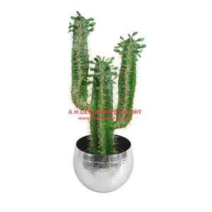 Decorative Silver Planter with Hammered Design Round Shape Floor Planter for Garden Decorations Elegant Urn Planter for Home