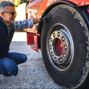 ยางรถบรรทุกเรเดียลขายส่งจากโรงงานโดยตรง ขนาด 315/80R22.5 พร้อมยางใน สภาพใหม่ ทนทานต่อการใช้งานหนัก รับประกัน 3 ปี - Product Image 2