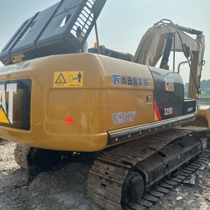 Excavatrice hydraulique sur chenilles d'occasion CAT 329D de 29 tonnes, utilisée pour les travaux de construction à grande échelle. - Product Image 4