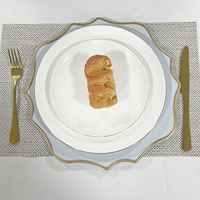 Assiette de présentation en plastique classique de luxe avec bordure dorée blanche - Assiettes élégantes pour mariage et fête 100 pièces Motif personnalisé pour la décoration de la maison