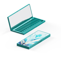 Palette de fards à paupières vide de luxe dorée à 12 compartiments avec miroir et emplacement pour pinceau, étui d'emballage cosmétique personnalisé pour marque privée