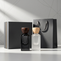Flacon de parfum en verre de luxe personnalisé à fond épais avec bouchon en bois, grande quantité, 50 ml, 100 ml, flacon de parfum vide avec boîte