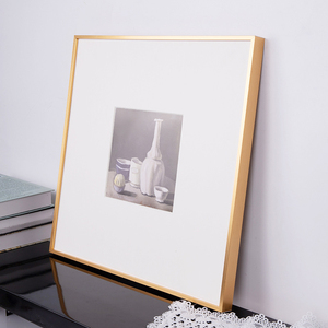 Cadres d'affiches modernes personnalisés en aluminium, cadre mural pour affiches, vente en gros, cadre photo doré <span class=keywords><strong>50x70</strong></span> avec <span class=keywords><strong>verre</strong></span> - Product Image 1