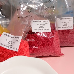 Perles de <span class=keywords><strong>rocaille</strong></span> en verre originales tchèques Preciosa 500g, uniformes 11/0, couleur opaque inaltérable, pour bijoux DIY – Vente chaude - Product Image 2