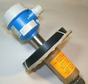Interruptor de Nivel Vibratorio Liquiphant FTL51C de Endress+Hauser, Serie FMP55, FMI51, FMP52, en Stock - Product Image 3