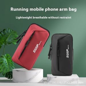 Brazalete Deportivo Universal Unisex Personalizado al por Mayor, Nuevo Estilo, Impermeable, con Correa para la Muñeca y Forro de PU para Correr al Aire Libre - Product Image 4