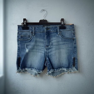 Shorts en jean déchiré style club sexy pour femme, ourlet évasé, fermeture éclair latérale, cinq poches, coupe droite, polyester/coton, confortable, délavé - Product Image 3