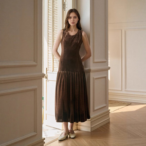 Vestido de <span class=keywords><strong>Terciopelo</strong></span> Elegante y Moderno para Mujer, Estilo Otoñal, Color Sólido, Falda Plisada, Sin Mangas, Corte Entallado - Product Image 1