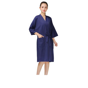 Robe de <span class=keywords><strong>coiffeur</strong></span> avec LOGO personnalisé Robe de <span class=keywords><strong>coiffeur</strong></span> pour salon de beauté Kimono de coupe de cheveux Cape de coiffure Robe de salon pour clients - Product Image 6