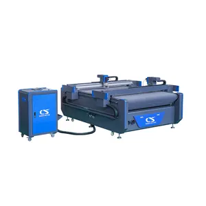 Cnc xe chân kỹ thuật số công nghiệp da và đệm Máy cắt để bán