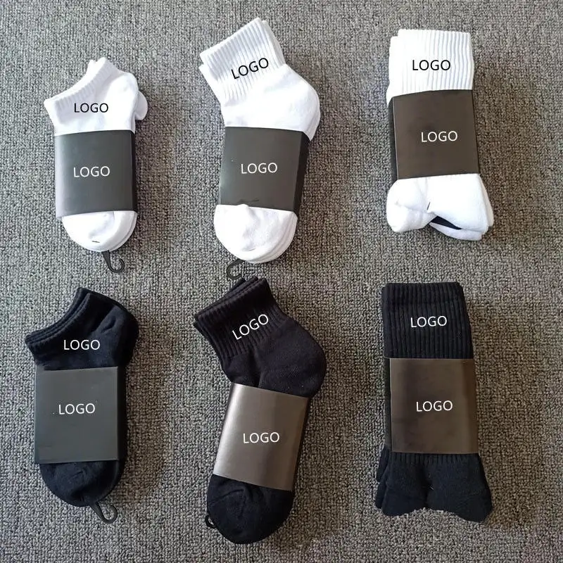 Vente en gros Coussin de compression brodé et respirant de haute qualité Chaussettes de sport en coton pour hommes et femmes avec logo personnalisé