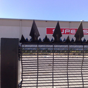 Valla de Alta Seguridad de Visión Clara, Valla de Malla Antiescalada 358 Galvanizada y con Recubrimiento en Polvo de Alta Seguridad - Product Image 4