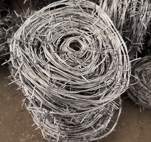 Rouleaux de 15 kg fabriqués directement en usine clôture de fil de fer <span class=keywords><strong>barbelé</strong></span> galvanisé fil de 2 mm 4 points 10 cm de distance <span class=keywords><strong>tendeur</strong></span> de fil de fer <span class=keywords><strong>barbelé</strong></span> 500 mètres - Product Image 2