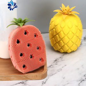 Cepillo de baño de piña, cepillo de masaje de silicona para adultos y niños con esponja, fácil de espumar, forma ovalada - Product Image 1