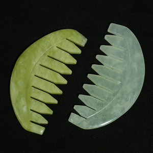 Peigne à cheveux en <span class=keywords><strong>jade</strong></span> rond, peigne de massage des méridiens, masseur de tête en <span class=keywords><strong>jade</strong></span> vert, peigne en <span class=keywords><strong>jade</strong></span> pour usage domestique - Product Image 1