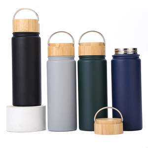 กระติกน้ำสุญญากาศแบบใหม่ ผนังสองชั้น สแตนเลส 304 พร้อมฝาไม้และหูหิ้ว - Product Image 2