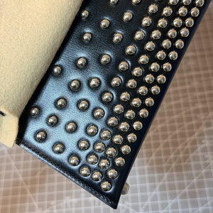 Bolsos de Mano Pequeños y Elegantes de Cuero de Becerro con Tachuelas, Hechos a Mano al 100%, de Lujo, para Mujer, Mini Bolso de Mano de Cuero Genuino - Product Image 2