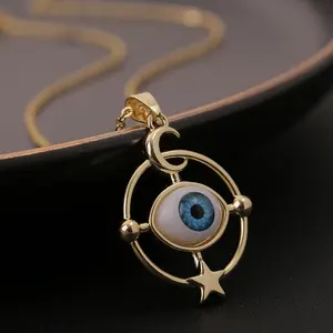 18k सोने की प्लेटेड पीतल फैशन खोखले क्लैविकल चेन गहने महिला दानव आंख चोक रेचक चंद्रमा शैतान आंख पेलेंट हार - Product Image 3