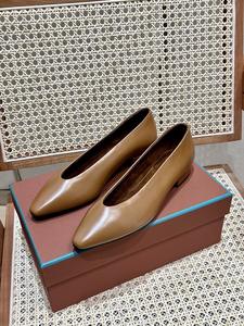 <span class=keywords><strong>Lo</strong></span>钢琴2024女式真皮尖头平底鞋防滑舒适简约多功能浅奶奶鞋实心 - Product Image 6